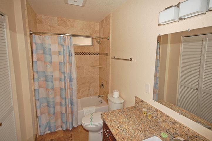 Popular attractions Area Nearby Property